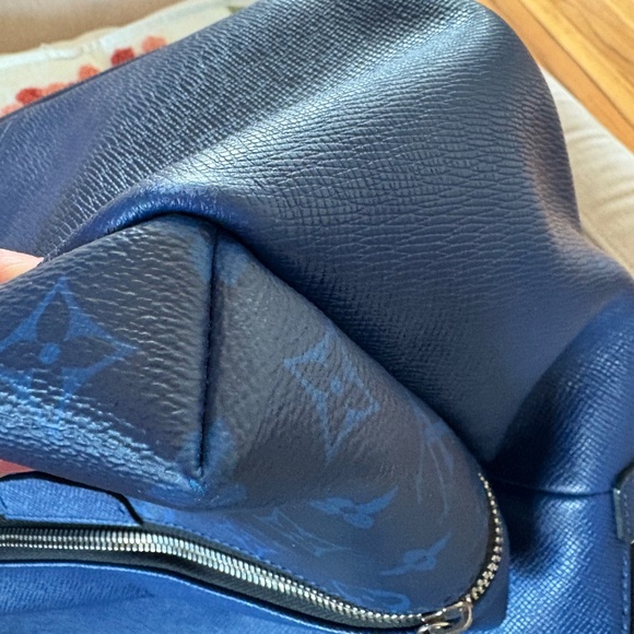 Louis Vuitton Backpack - Picture 6 of 8